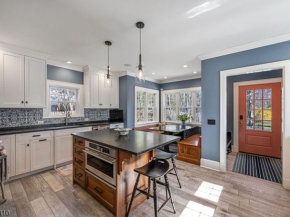 2nd image of 20 Georgian Rd