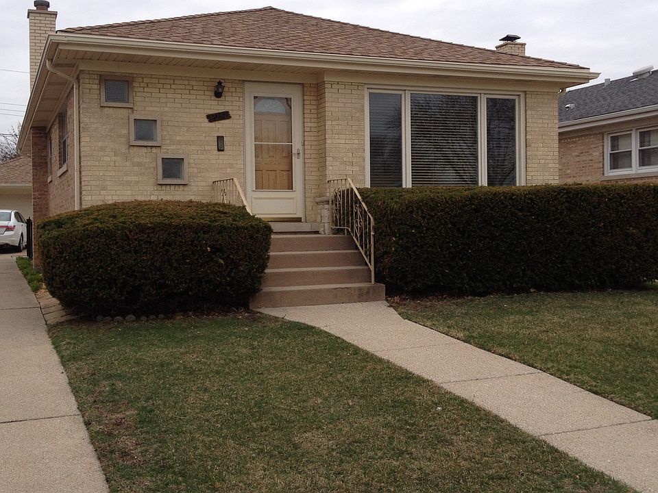 1st image of 4948 N. Neenah