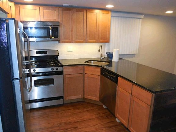 4th image of 5711 N Christiana Ave