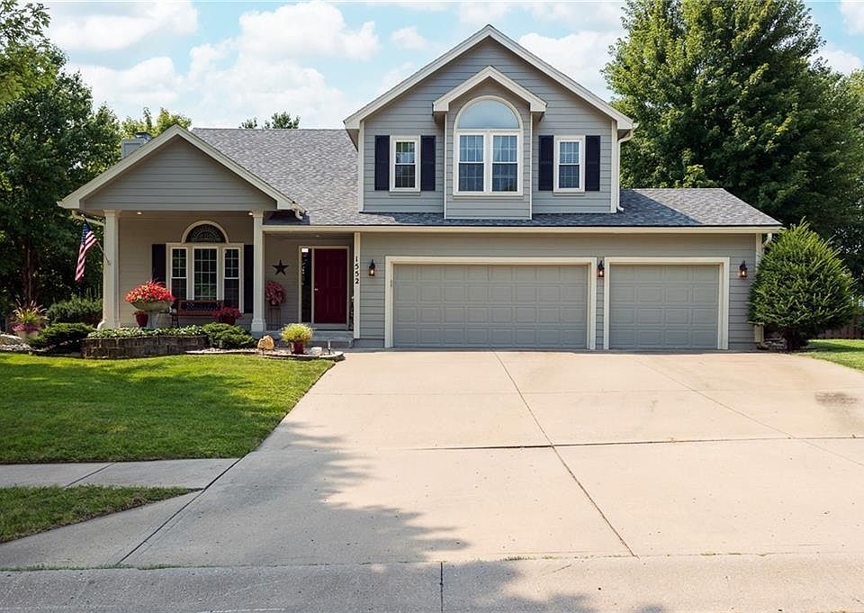 1st image of 1552 Parkside Dr