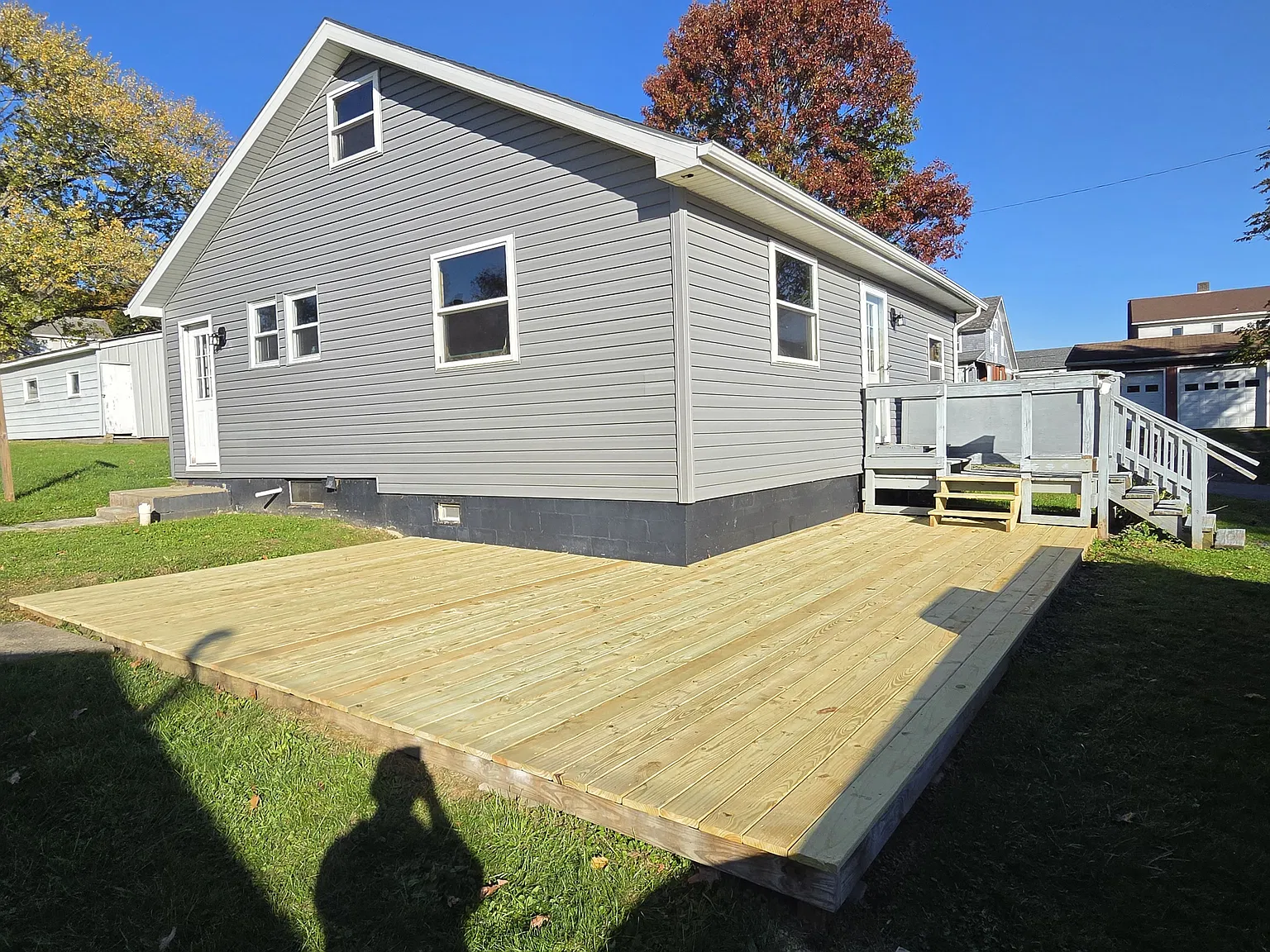 3 bed, 1.5 bath, 1100 sqft, $1,385 — Photo 2