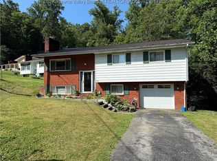 282 Eureka Rd, Charleston, WV 25314