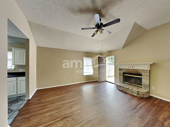 5th image of 8432 Odell St