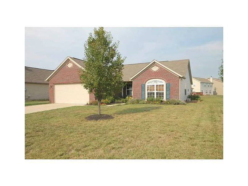 1661 Whisler Dr photo 1