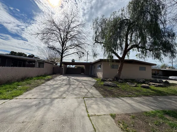 2654 E Saginaw Way, Fresno, CA 93726