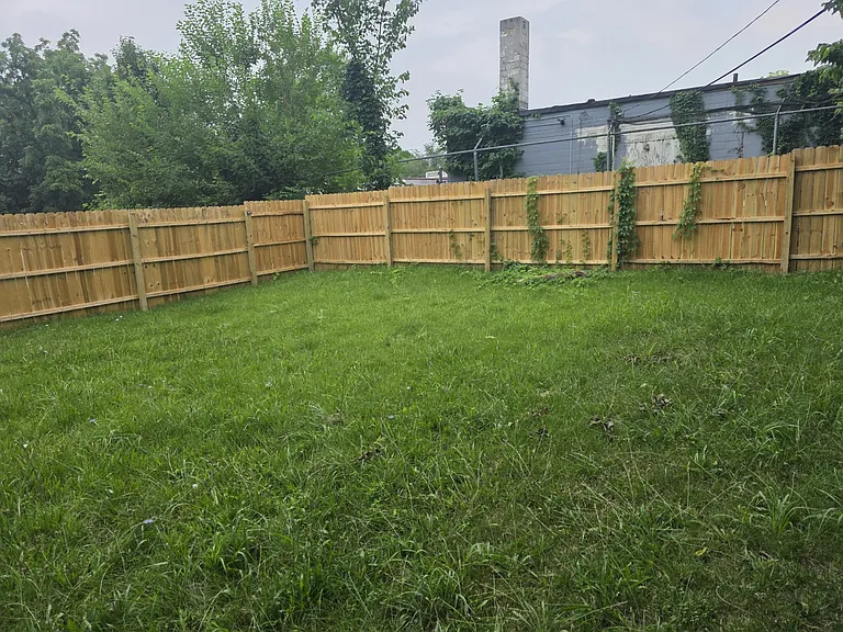 727 Diamond Ave — Photo 21