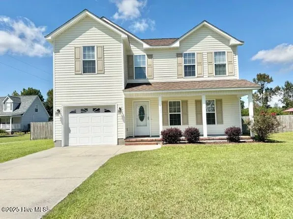1120 Ben Williams Rd, Richlands, NC 28574