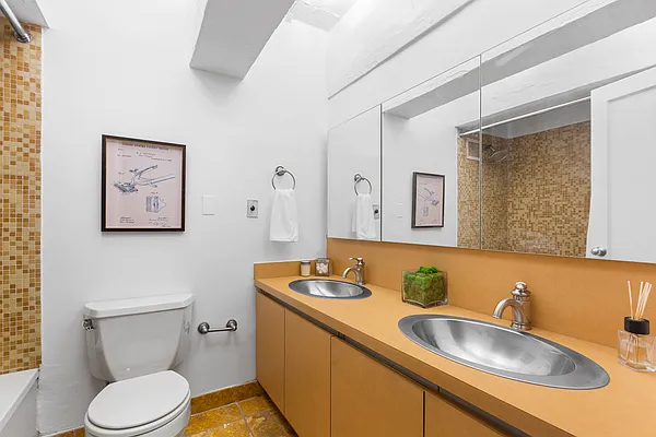 Sold by Compass | media 21