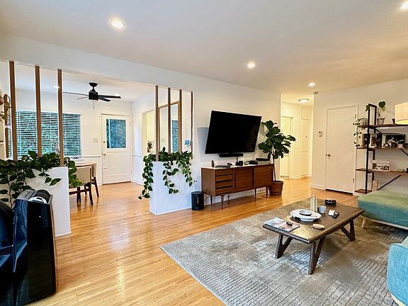 4th image of 6103 Graciosa Dr APT 2