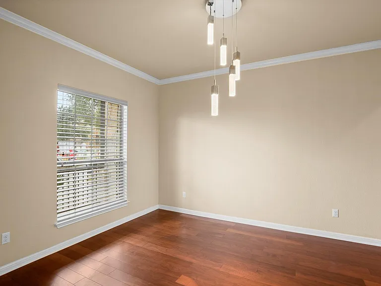 11704 Palisades Pkwy — Photo 8