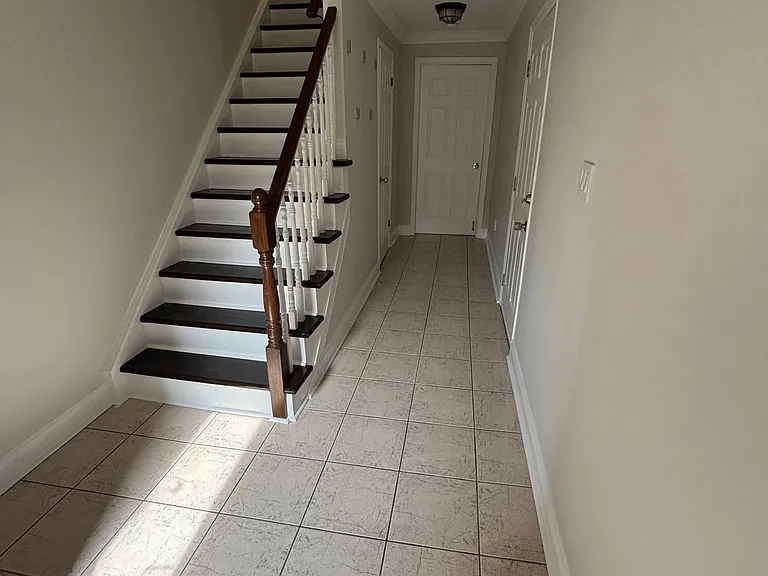 29 Heritage Dr #9 — Photo 2