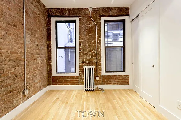 Rented by Town Residential | media 33