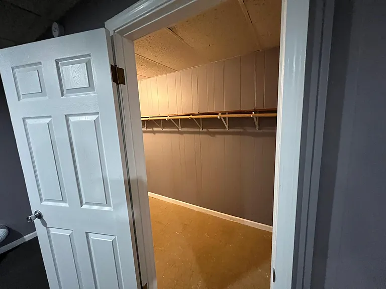 2418 Sheridan Dr — Photo 21