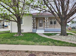 405 Washington St, Ellis, KS 67637