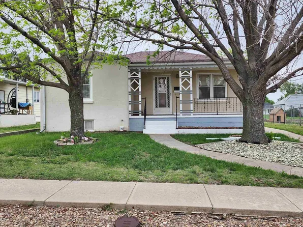 405 Washington St, Ellis, KS 67637