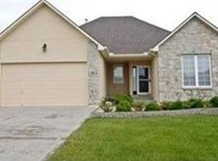 3425 SW Lois Ln, Lees Summit, MO 64082
