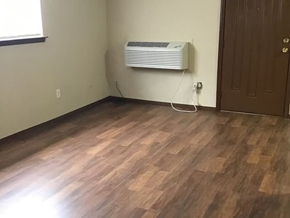 5th image of 6512 NW Oak Ave APT A7