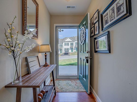 4th image of 6807 Village Green Dr