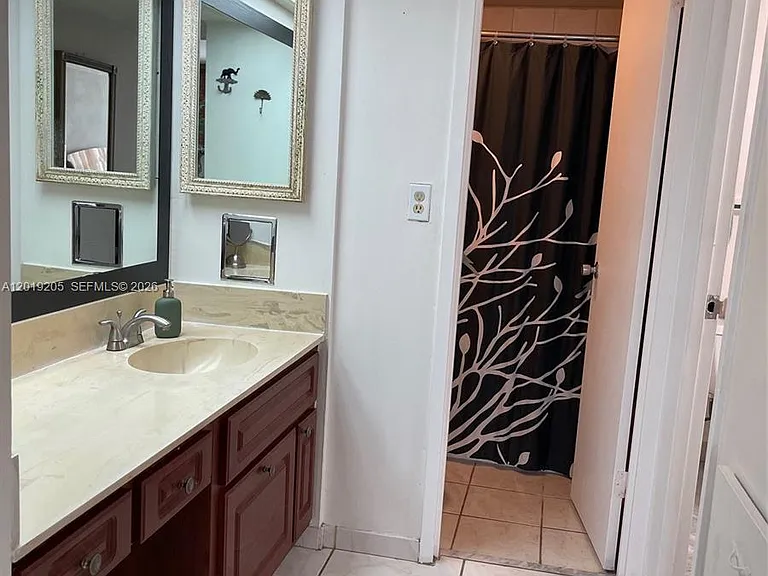 5701 Collins Ave #511 — Photo 17