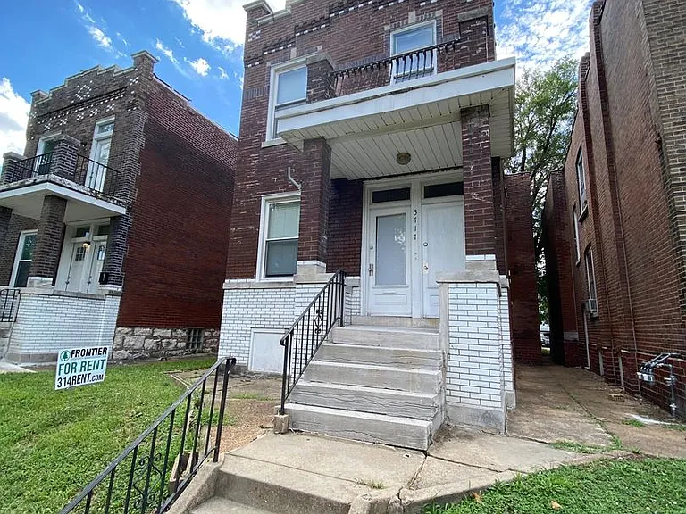 3717 Bamberger Ave — Photo 2