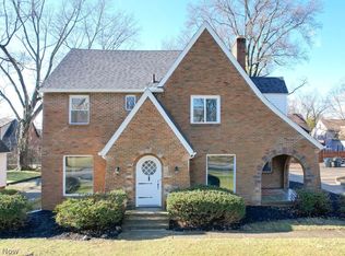 620 Roslyn Ave, Akron, OH