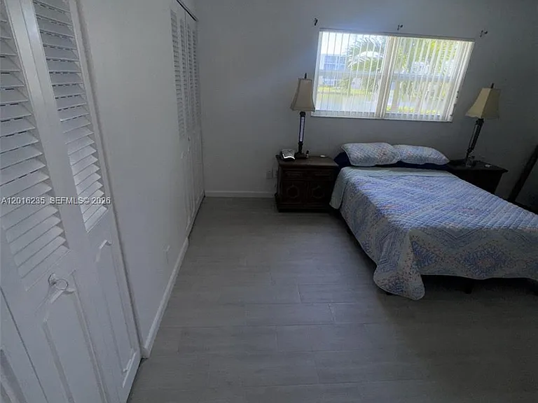 1025 SE 3rd Ave #102 — Photo 9