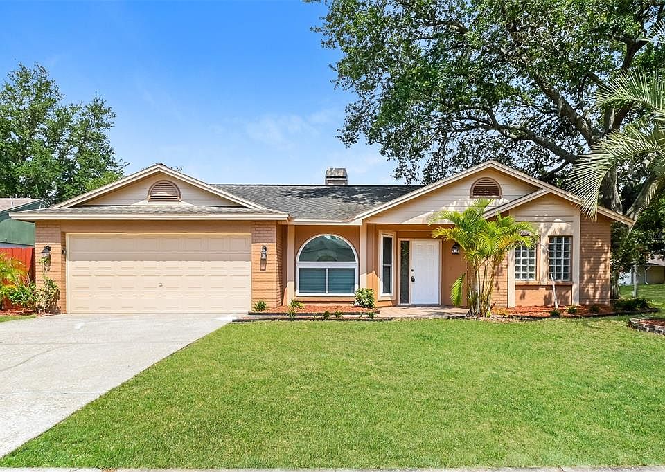 1st image of 1601 Loghill Pl