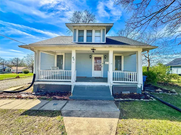 40 E Springfield Rd, Saint Clair, MO 63077