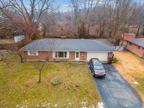 4th image of 389 Minty Ave
