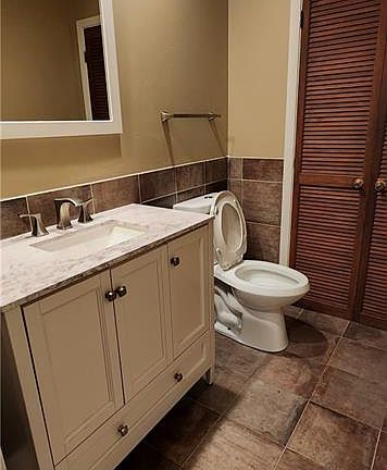3rd image of 1718 Knob Creek Dr