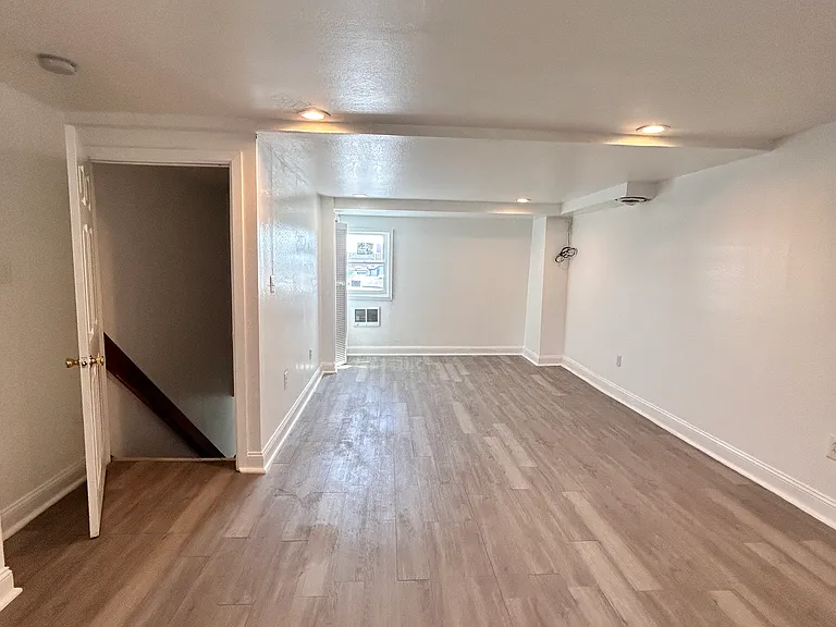 2213 N 33rd St #3 — Photo 4