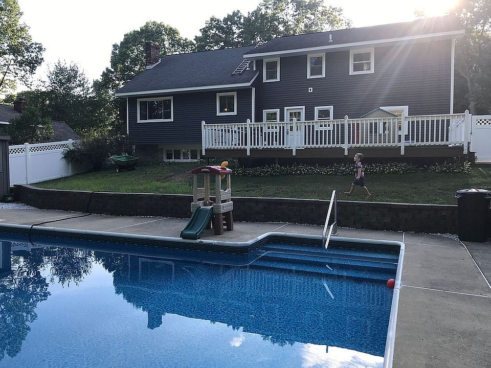 1st image of 25 Noord Ln