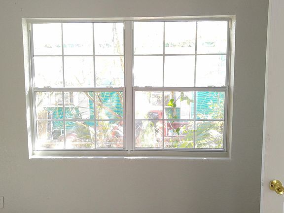 3rd image of 1521 34TH Street W