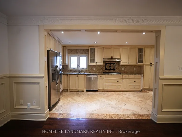 138 Newton Dr — Photo 12