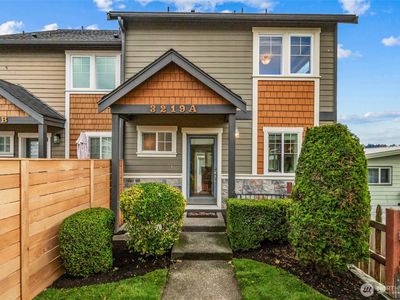 3219 21st Avenue W #A, Seattle, WA, 98199