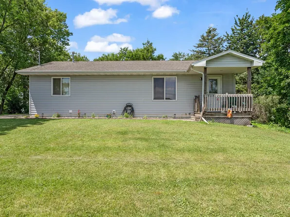 1612 7th St, Nevada, IA 50201