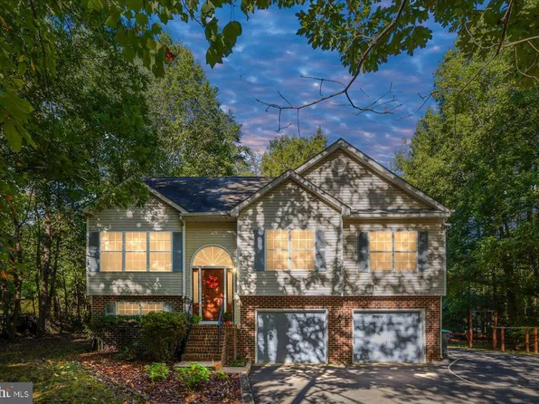 213 Sea Cliff Dr, Ruther Glen, VA 22546