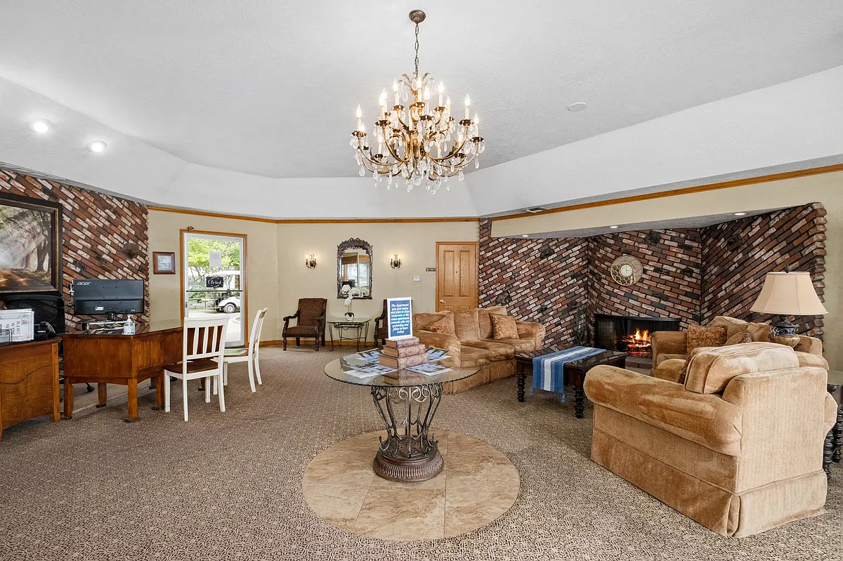 Building Photo - Scottsmen Apartments
