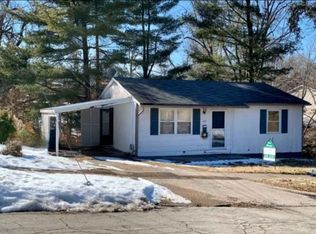 649 N Kansas St, Edwardsville, IL 62025