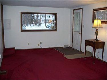 2nd image of 10026 Knollwood Ridge Dr