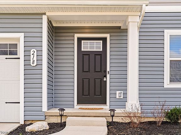 2nd image of 218 Leather Leaf Dr