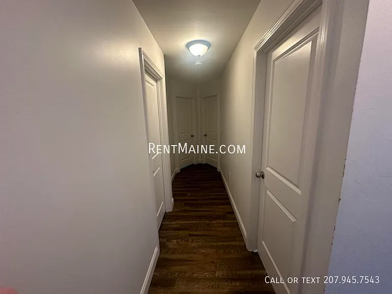 70 Basketball Ct — Photo 12