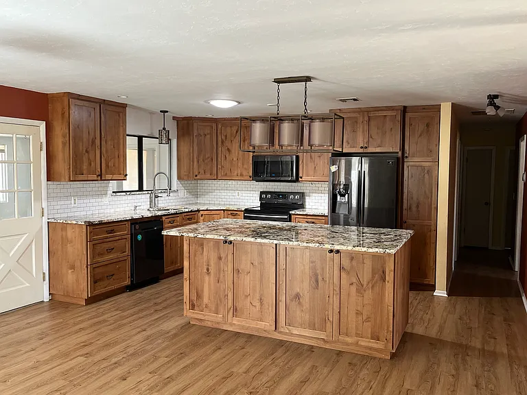 66156 Cottonwood Dr — Photo 5