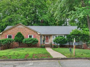 1712 Chesapeake Dr, Greensboro, NC 27410
