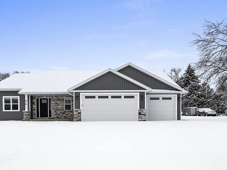 2325 Oliver Ln — Photo 15