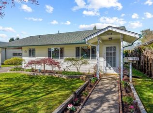 3018 Garfield St, Longview, WA 98632