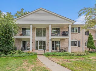 13940 Camelot Dr, Sterling Heights, MI 48312