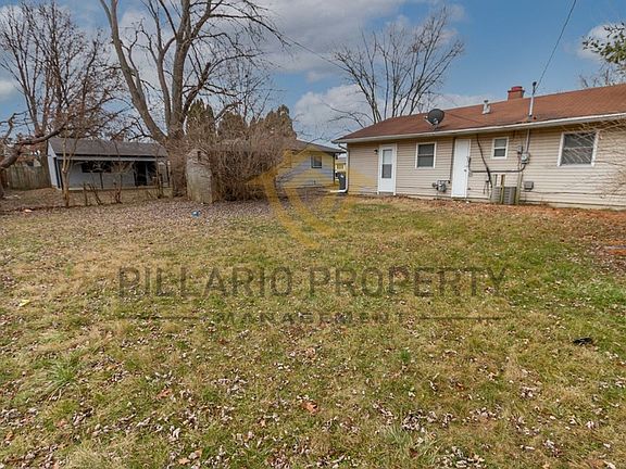 3rd image of 2831 Falcon Dr