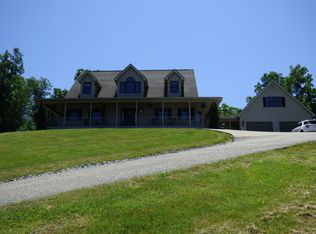 6060 Fellowship Dr, Ashland, KY 41102