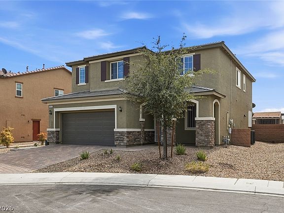 2nd image of 2517 Charmed Oasis Ct